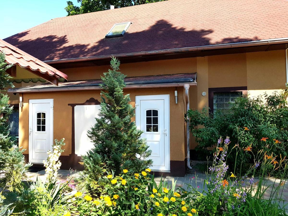 Ardilla Hotel Lhota  Kültér fotó